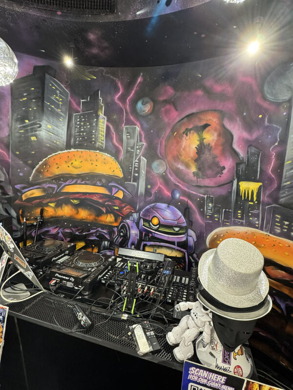 Dubai, Abu Dhabi, Qatar