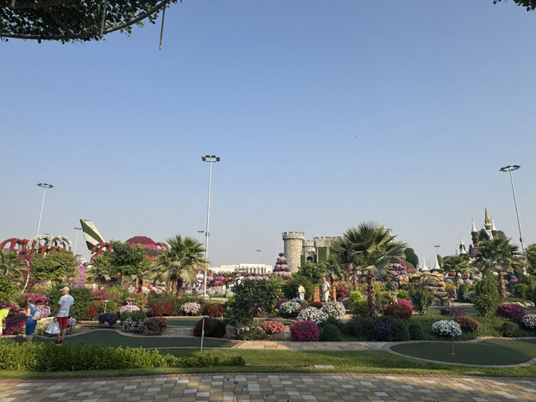 Dubai, Abu Dhabi, Qatar